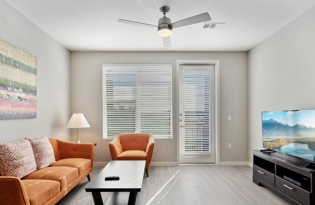 Stay Gia Modern 1 Br Apartment with Swimming Pool
