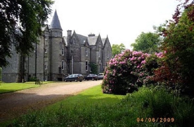 Stay in a Castle near St .Andrews ,