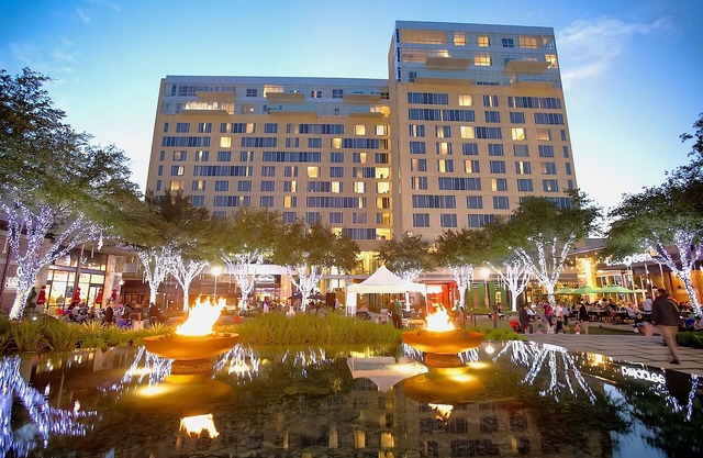 Stay In Indulgence! Free Parking w/Pool, Live Music/Performance at Night!