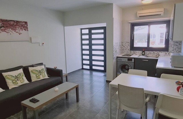 STAY Nissi Twins Apts 114