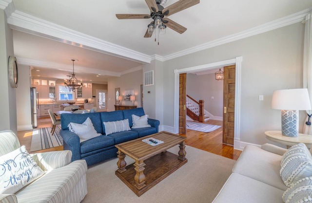 Stella Blu - Chesapeake Properties