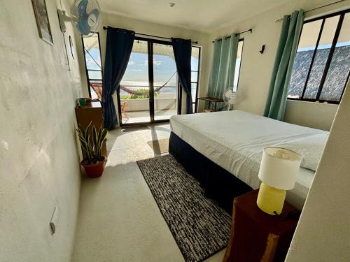 Stella Mar Oceanfront Hotel