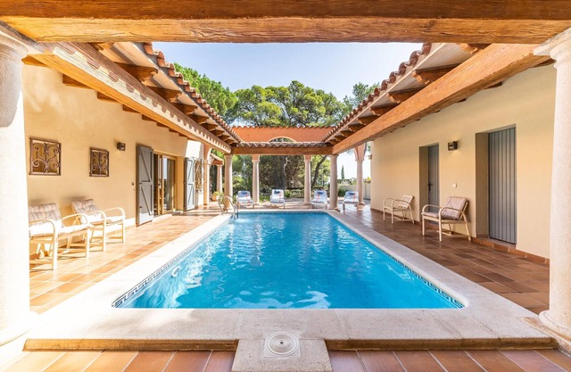 Stephanie: House for rent in 210m from beaches of Empúries