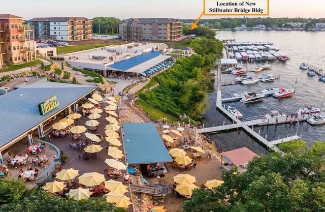 Stillwater Dream- Lakefront, Okoboji Luxury Rentals