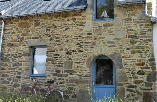 Stone house 8/10 people from the 18th near the Morbihan Gulf