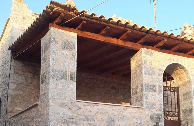 Stone house from 1880 to Magne