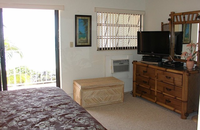 Stop! You have found Paradise! 2 & 3 bedroom OCEANFRONT town homes on beach!