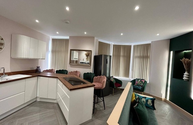 Strawberry Fields Suite by Sasco Apartments
