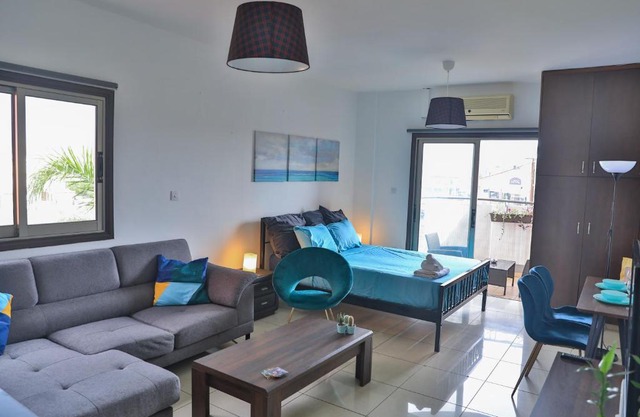 Strovolos Luxury Suite