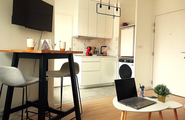 STUDIO 20m2 5MIN DE LA GARE RER