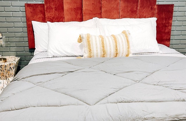 Studio #22 Modern Studio in OKC's Vibrant Midtown!