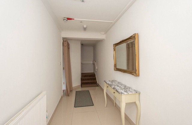 Studio 4 - Rear, 1st floor