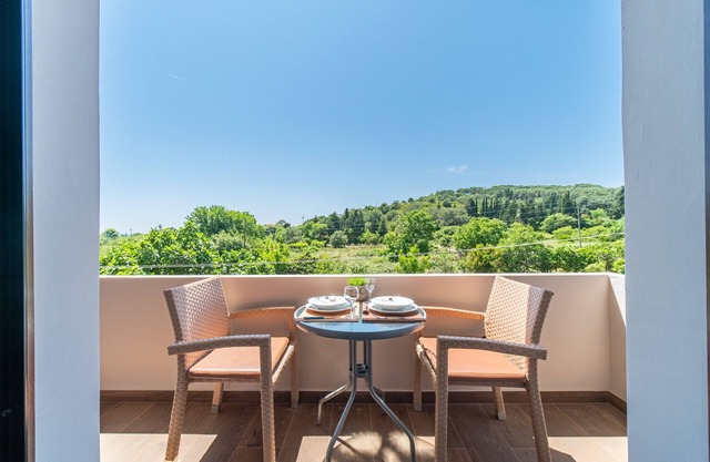 Studio Apartment "Angel's Studio 2" with Mountain View, Balcony & Wi-Fi