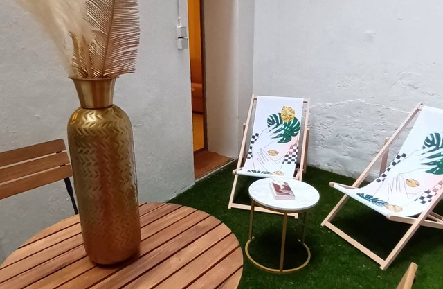 Studio Apartment "Chez Juliette" with Wi-Fi