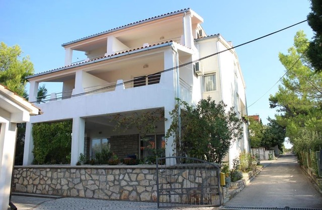 Studio apartment in Pirovac with Terrace, Air condition, WIFI (4794-4)