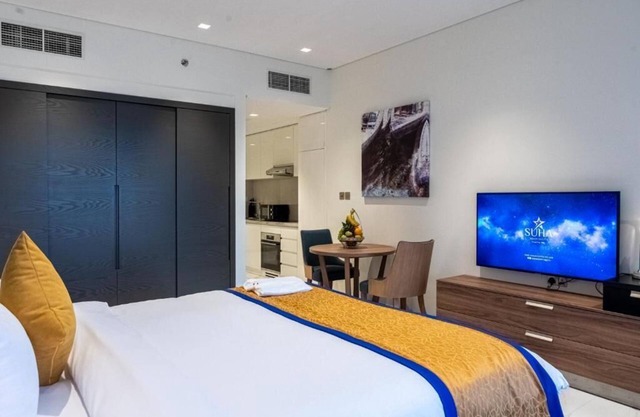 Studio Apartment Near Al Maya Supermarket By Luxury Bookings