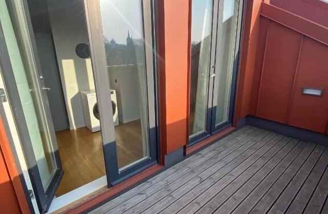 Studio apartment with balcony and view to the old town