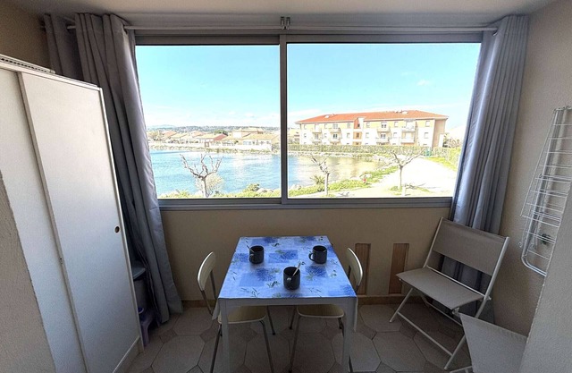 Studio-Cabin in Port-la-Nouvelle near the beach