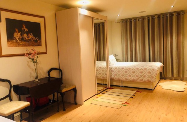 Studio flat in Imperial Wharf-Chelsea Harbour