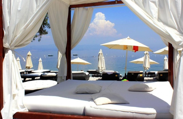 Studio flat near beach Medveja, Opatija (AS-3430-a)