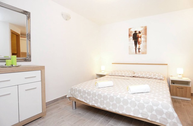 Studio flat with terrace Kaštel Kambelovac, Kaštela (AS-8679-a)