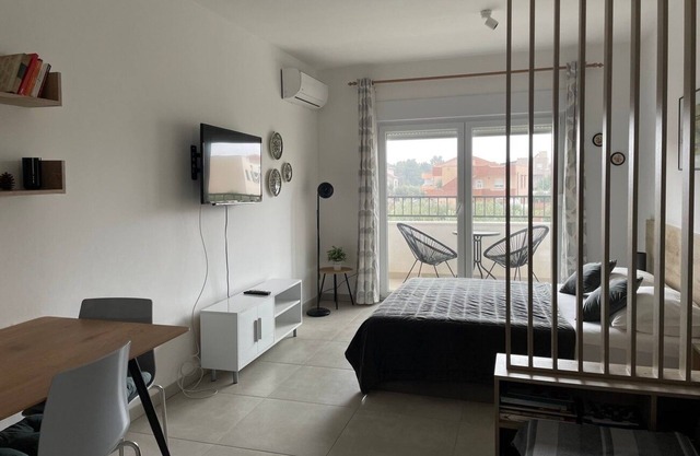 Studio flat with balcony Kaštel Štafilić, Kaštela (AS-23978-a)