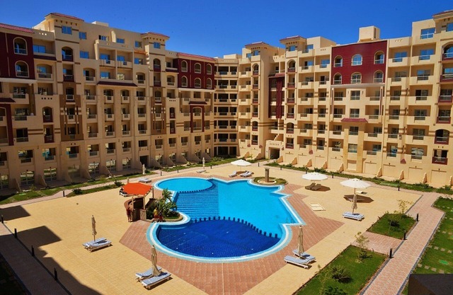 Studio H in Florenza Khamsin Beach Resort + the beach
