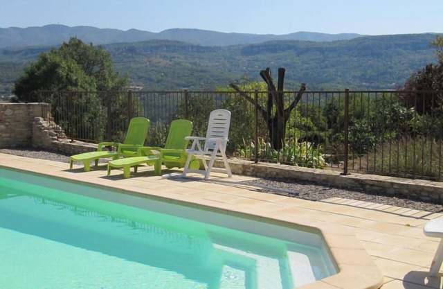 Studio in the countryside with swimming pool
