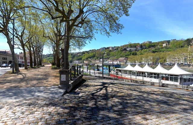 Studio Péniche pour 2 personnes, insolite et charmant