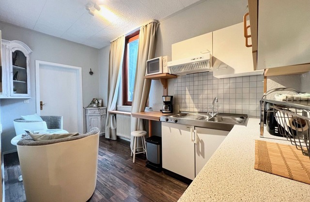 Studio-Private Bathroom