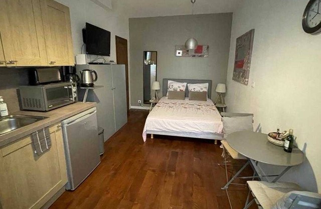 Studio Paris Quartier Saint Placide