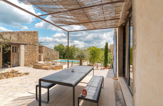 Studio 'Petit Loft A La Campagne' with shared pool, balcony and air conditioning