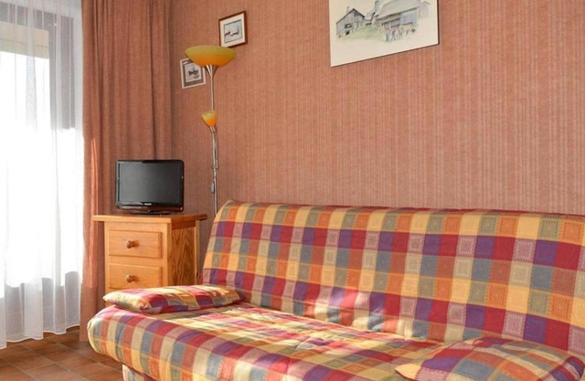 Studio RDC 4 pers, accès pistes, parking - FR-1-241-96