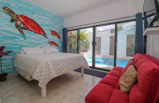 Studio Tortugas with outdoor pool, grill, palapa, mezzanine floor. Kids welcome