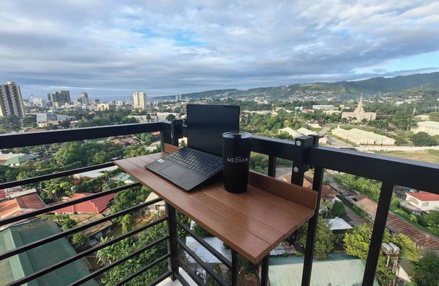 Studio Unit with Balcony + City & Mountain Views + Fast WiFi | Near IT Park
