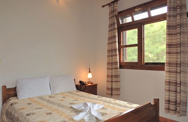 Studio with Amazing Mountain Views in Traditional Thassian Estate !