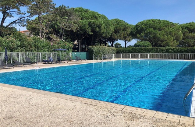Studio with swimming pool on the Golf de Chiberta (Anglet) - 300m from the beach