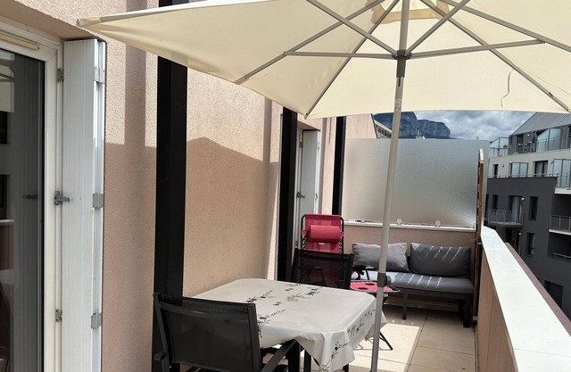 Studio with terrace and private parking space