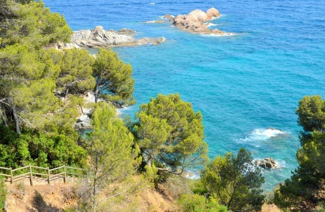 STUDIOS FACE À LA MER - Cala Llevado 02