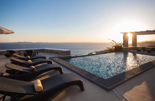 Stunning 2BR Cottage with private pool in Mykonos