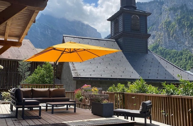 Stunning 4 bed 4 bath chalet with hot tub in incredible surroundings.