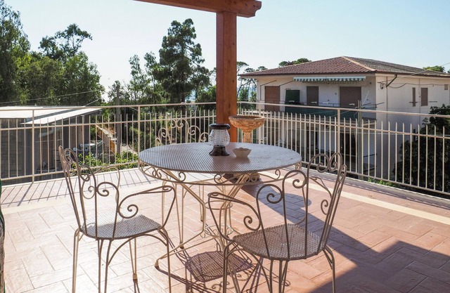 Stunning apartment in Paestum with WiFi