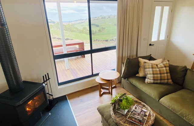 Stunning Country Views @ Oak Vue Cottage