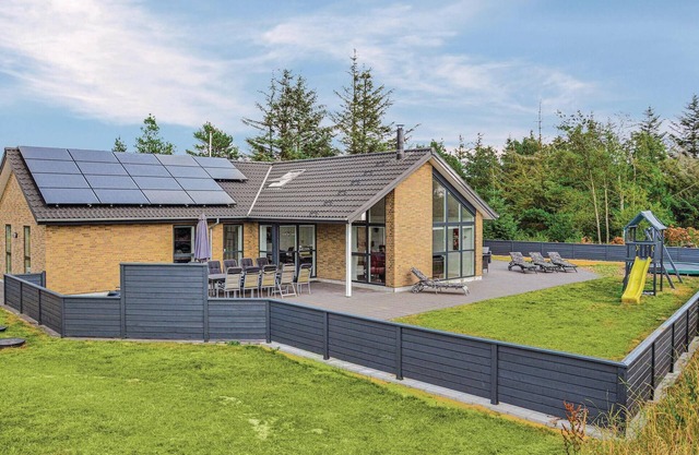 Stunning home in Blåvand with WiFi