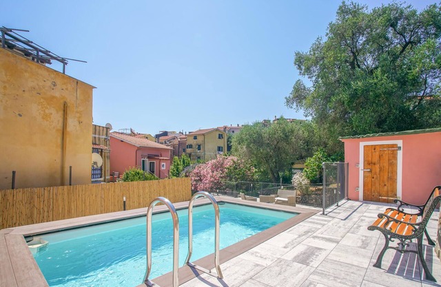 Stunning home in Costarainera