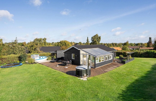 Stunning home in Hejls with WiFi