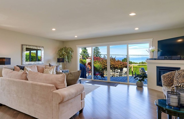Stunning Home with a View! Walk to Village, Beach, Golf and Trails