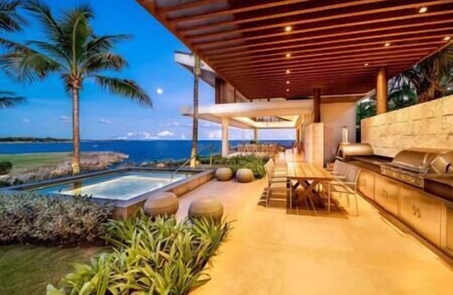 Stunning Ocean View, sleeps 23, massive pool