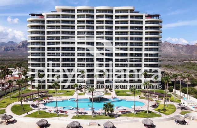 Stunning Ocean Views! Premier 3BR Condo - All Amenities, Beach Bar, Pet-Friendly