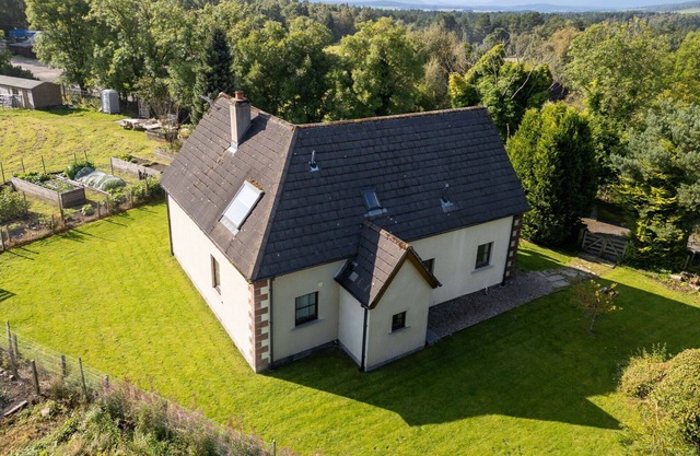 Stunning private villa for 6 people with WIFI, TV, patio and pets allowed